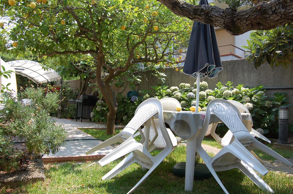 B&B Villa Francesca Soverato Marina Exterior photo